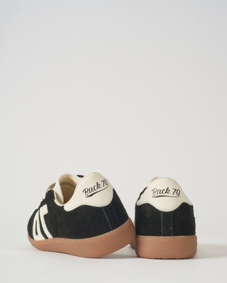 shelly sneaker