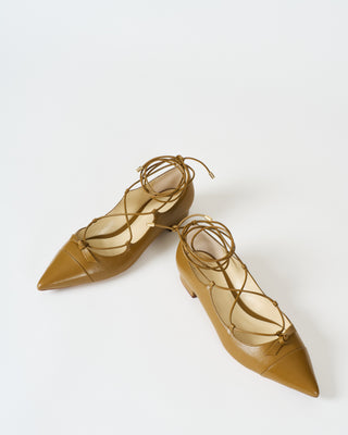 slim clarita lace up flat