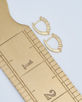 small oval graduated diamond huggie hoops - gold/diamonds