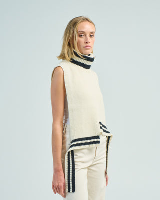 soft lambswool sporty turtleneck dicky sweater