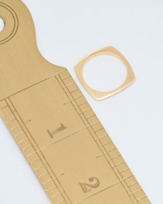 square but round inside ring