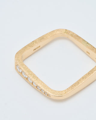 square ring in single side progression