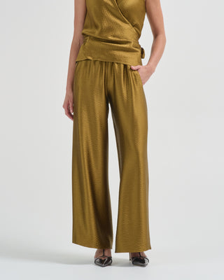 step pant
