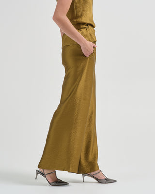 step pant