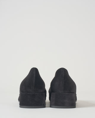 tate square toe pump with tassel