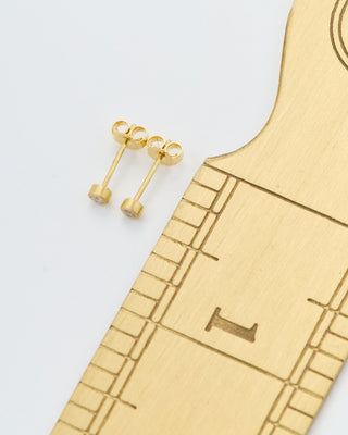 teeny 3pt diamond studs