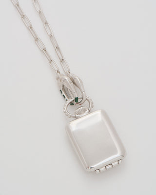 the ace vault (ss) w/ silver paperclip chain