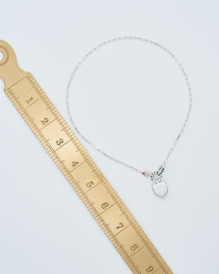 the curiouser vault (ss) w/ silver paperchip chain