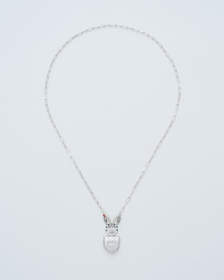 the curiouser vault (ss) w/ silver paperchip chain