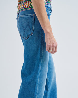 the mid rise lasso sneak