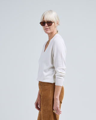 v long sleeve sweater