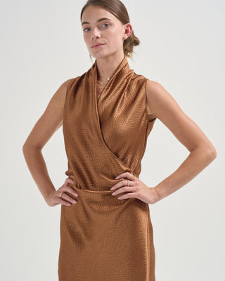 victor dress