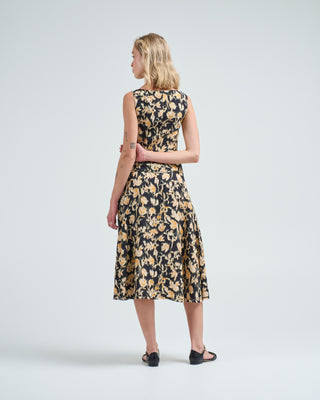 vivi sweetheart neckline midi dress