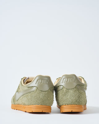 windspin low sneaker