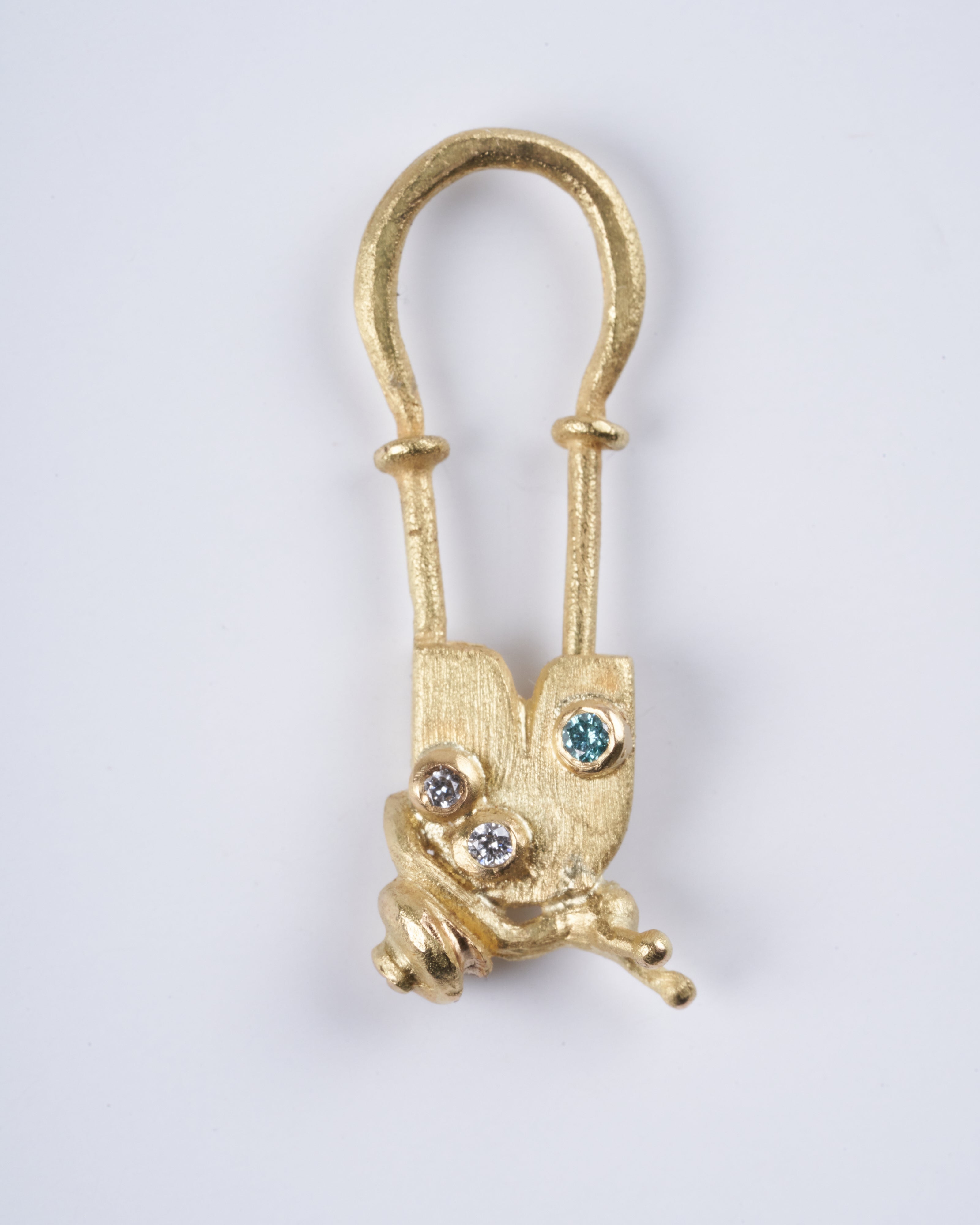 Lene Vibe 18K Gold Safety Pin with Snail and Colored Diamonds Gold