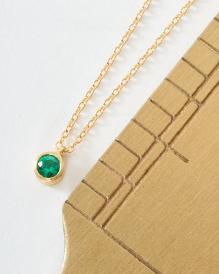 3mm emerald pendant necklace
