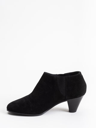 cassandra boot - black