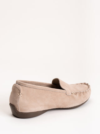 velour moccasin - marble