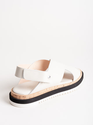 criss-cross sandal - off white