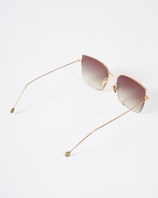alix - gold pale