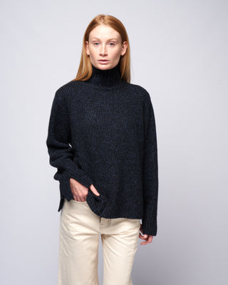 mockneck sweater - black