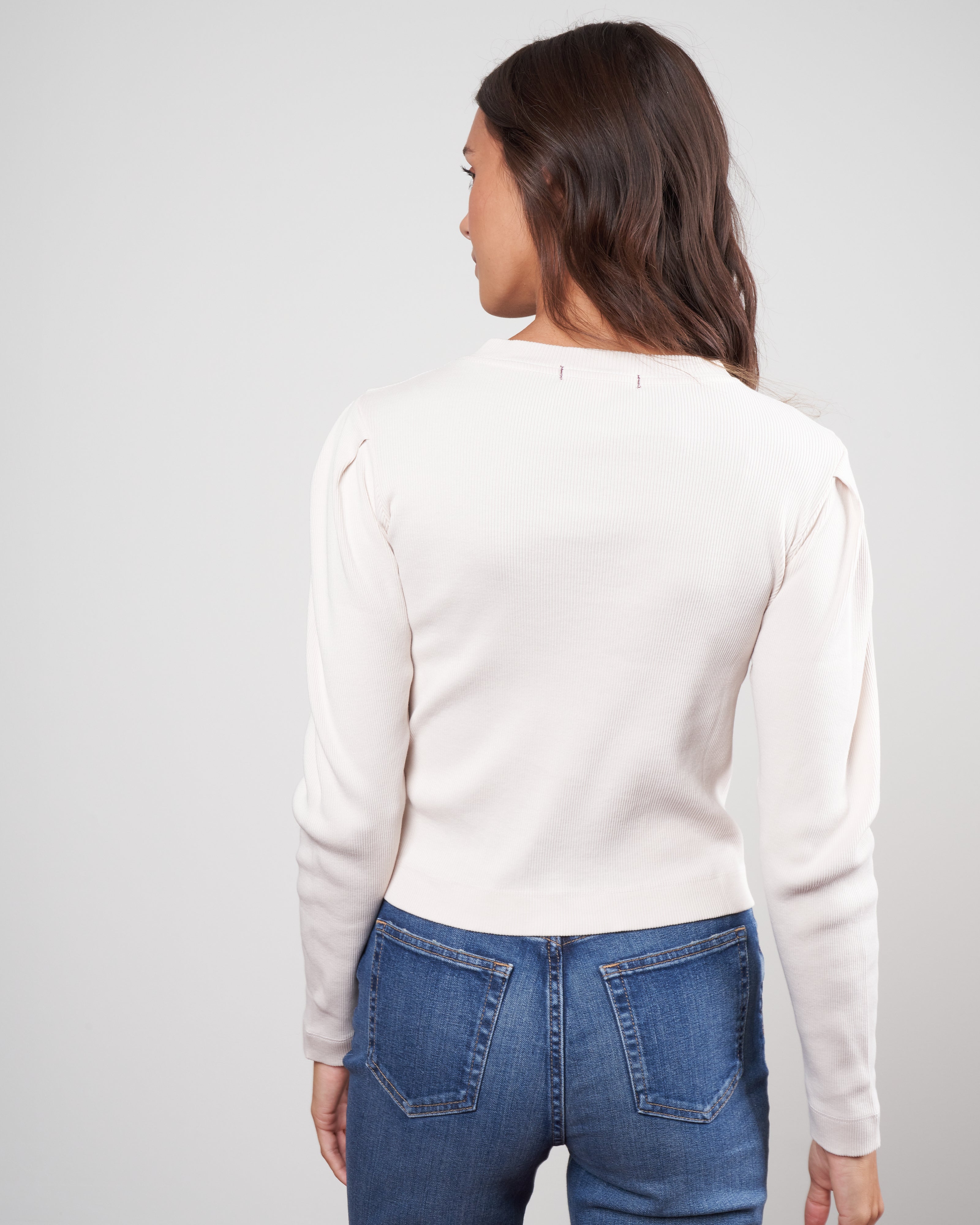 Amo A60320 Puff Sleeve Cardigan Off White 190 - Main Image