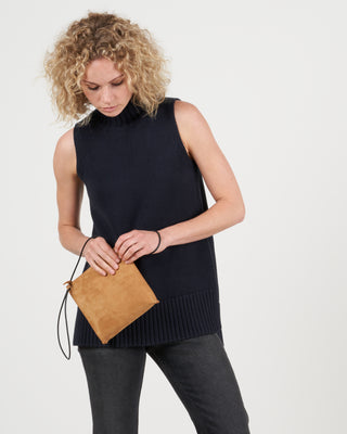 strappy pouch - saddle suede