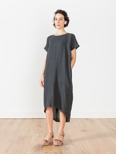 Black Crane Linen Pleated Cocoon Dress in Black scarpa Black Crane Linen Pleated Cocoon Dress in Black scarpa