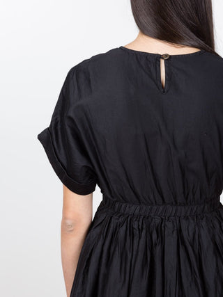pleated dress - black