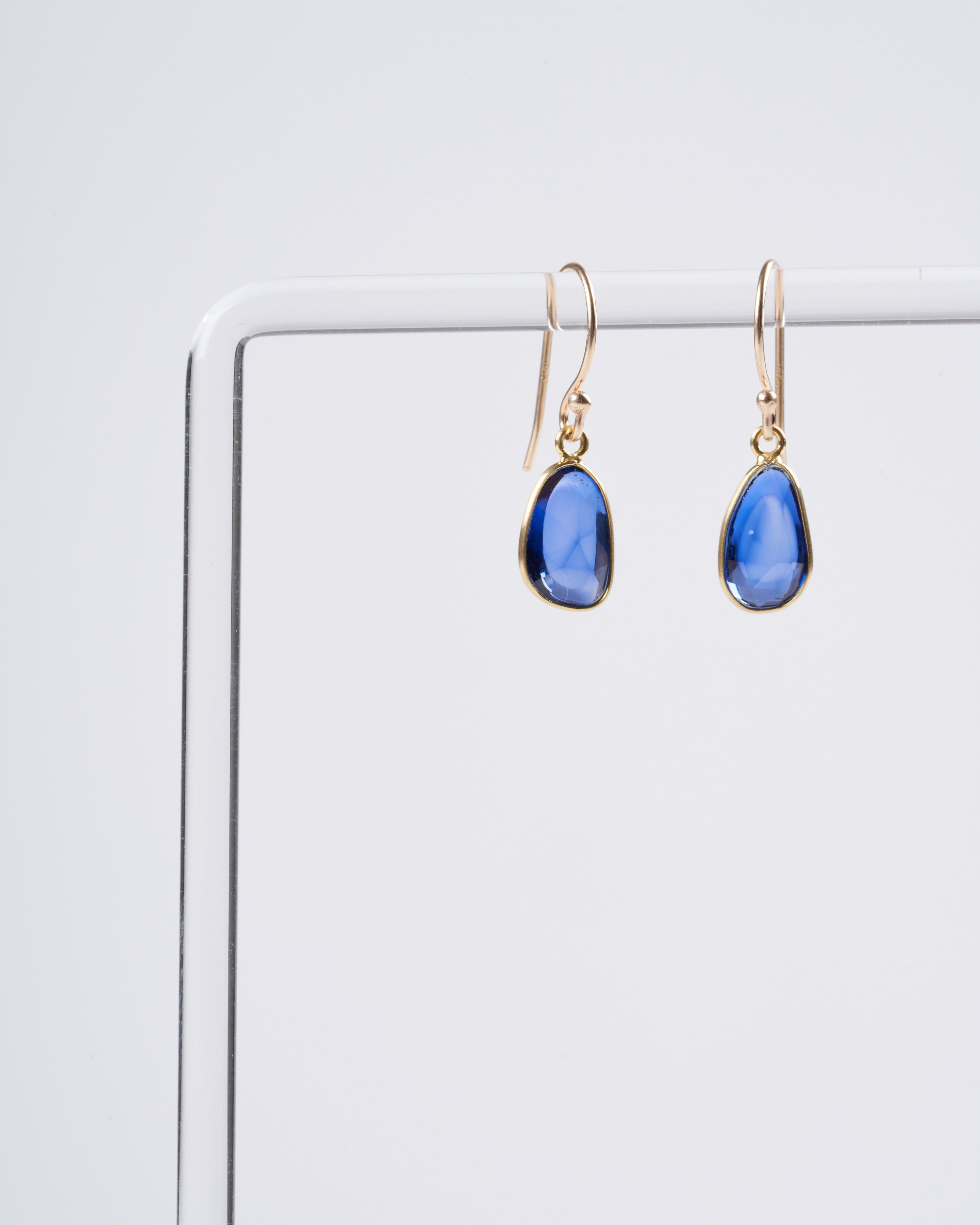 Blue Sapphire Earrings | Shop 63+ 18K Yellow Gold Earrings Online | Gehna