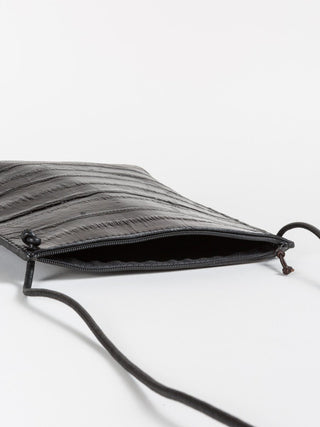 strappy pouch - eel black