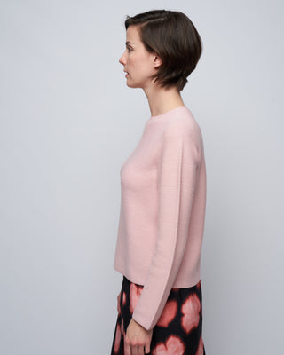 whole garment sweater round neckline - soft pink