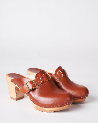 clang heel with buckle - cognac leather