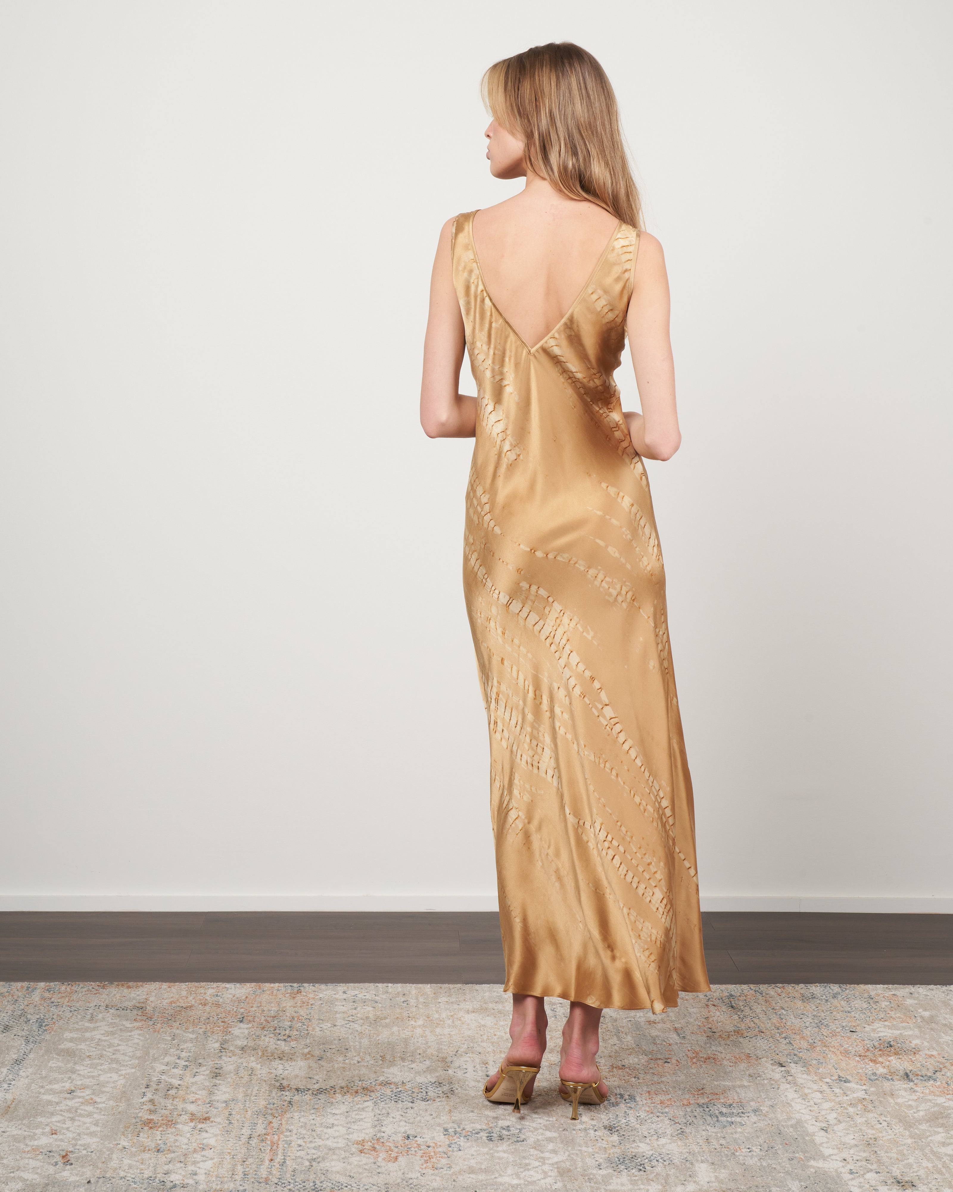 Voz Double V Tie Dye Dress Gold Silk Voz Double V Tie Dye Dress Gold Silk