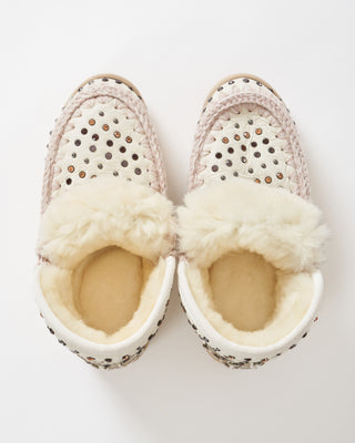 eskimo sneaker studs & stitch