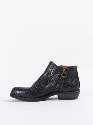 clary ankle boot