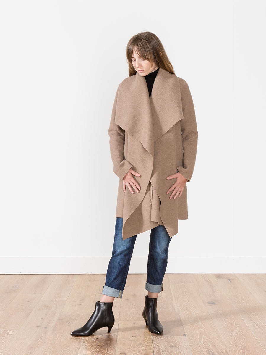 Harris Wharf London Blanket Coat in Camel