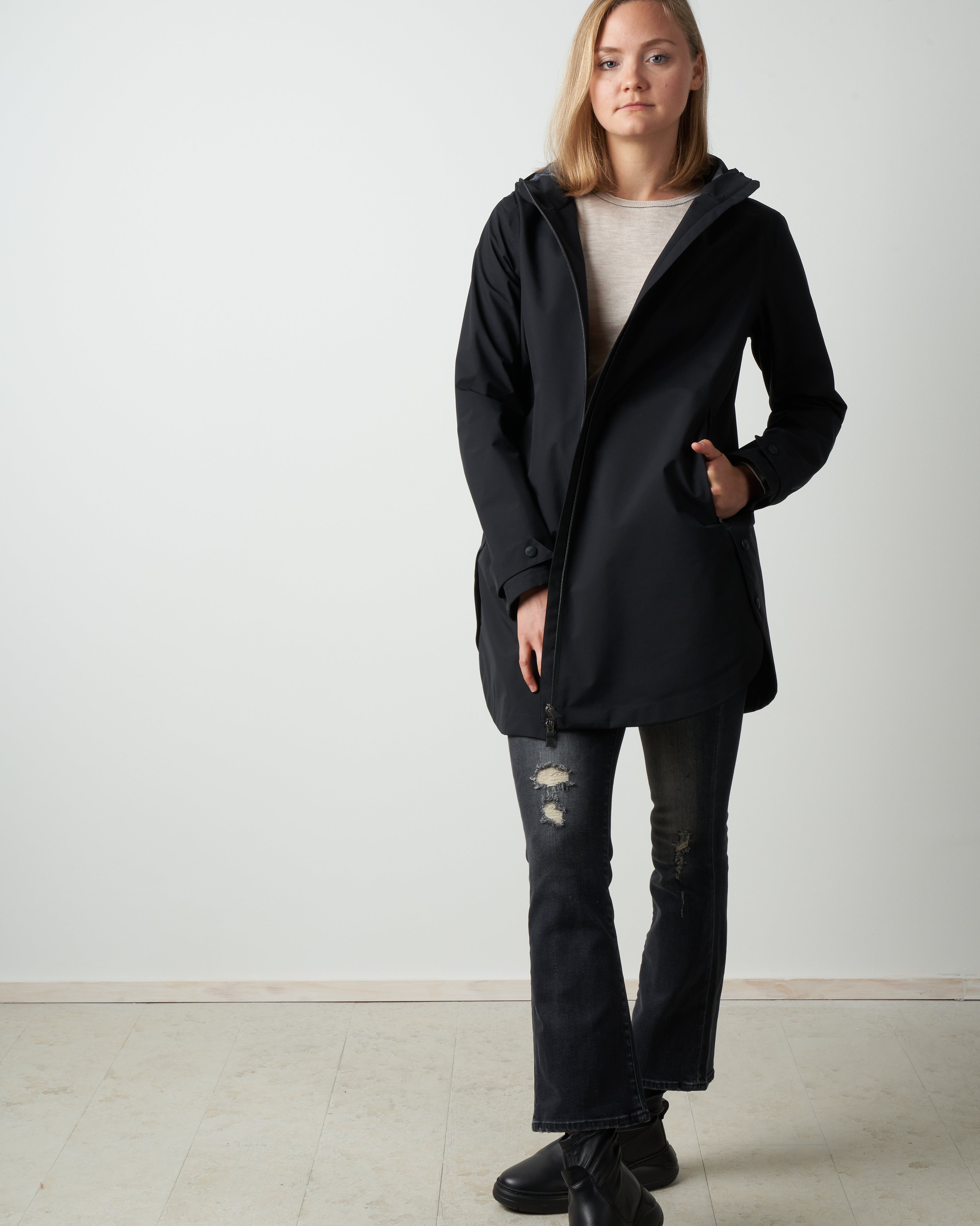 Herno Laminar W/Side Zips Black 9300