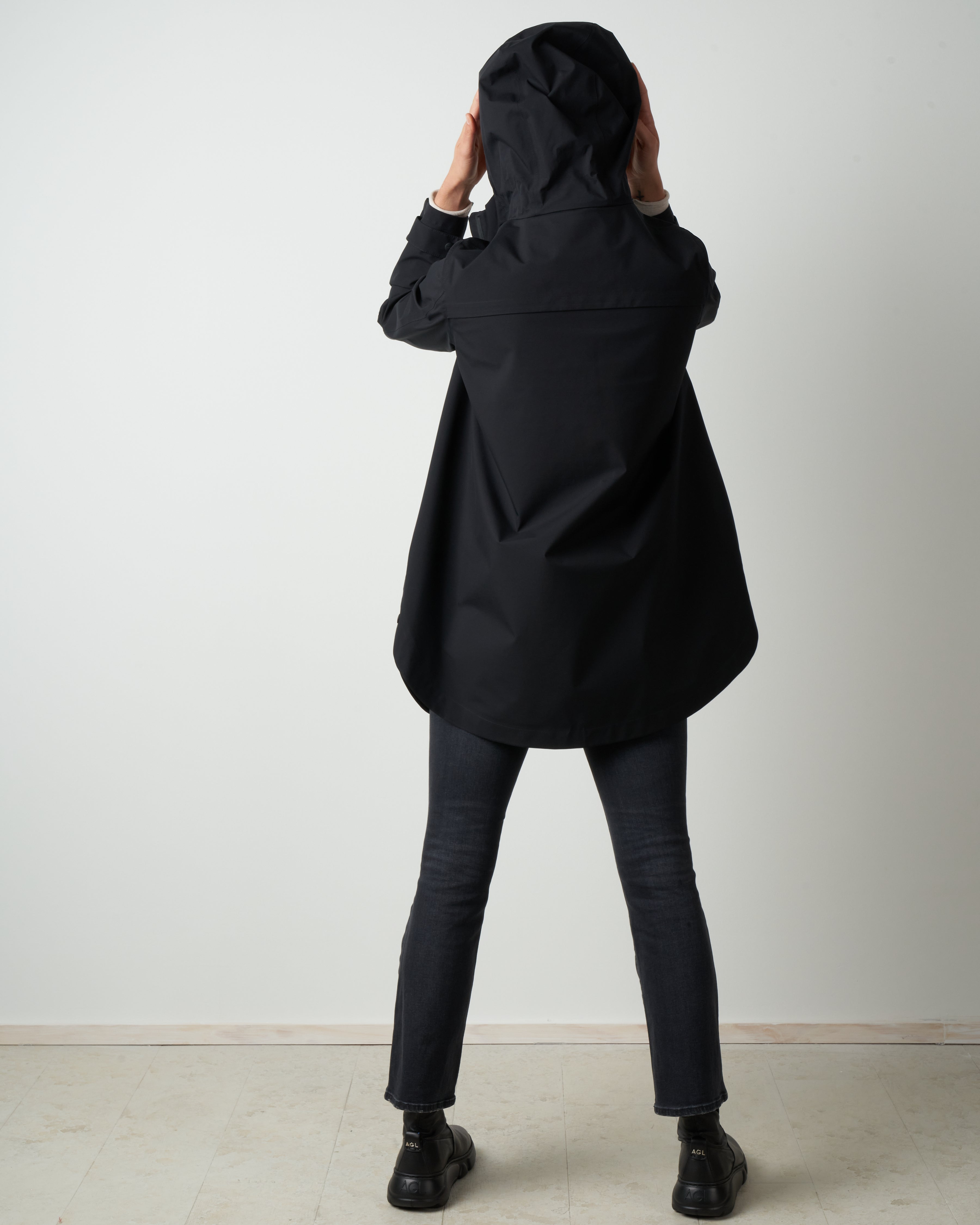 Herno Laminar W/Side Zips Black 9300