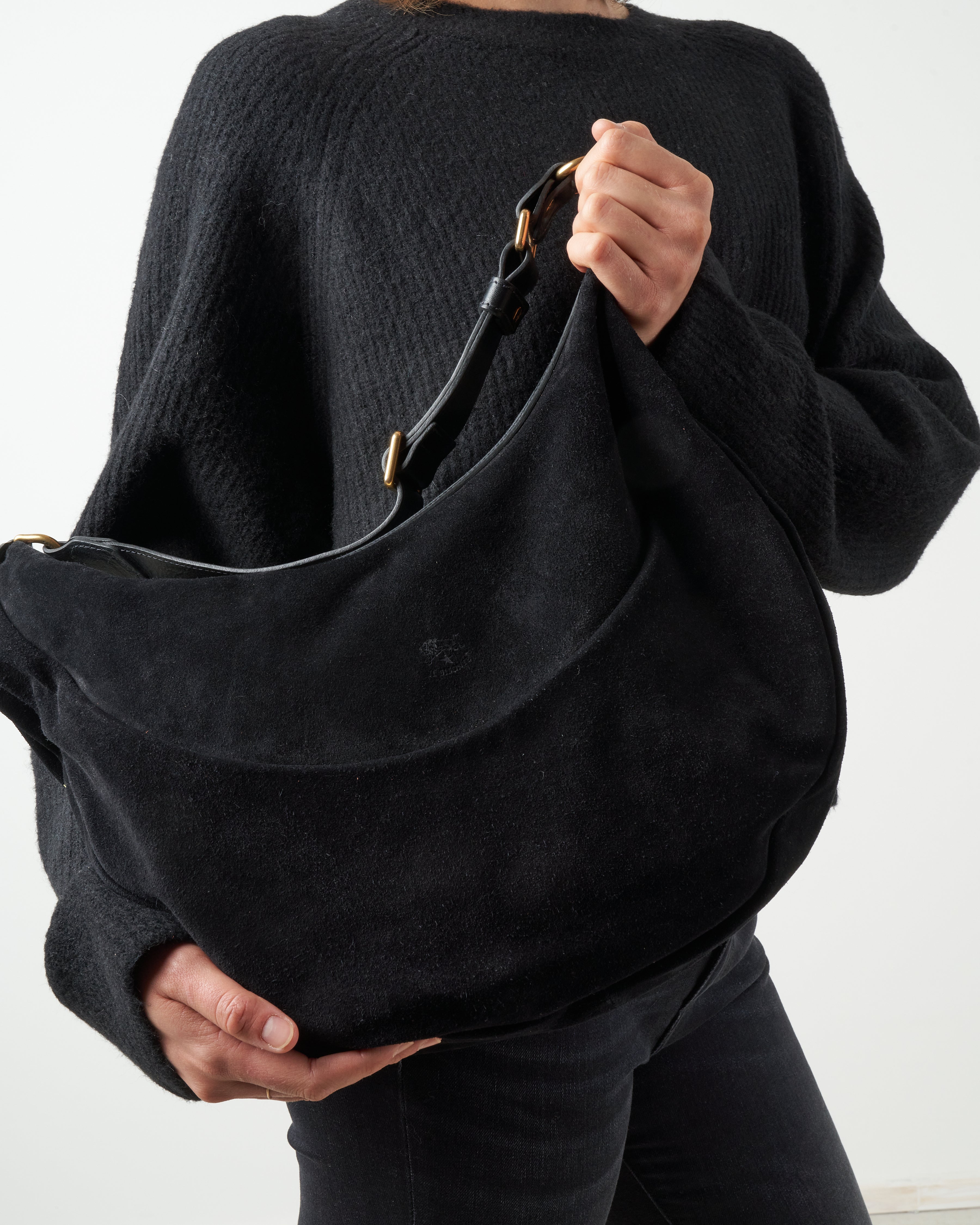 Il Bisonte Hobo Bag Black Suede1