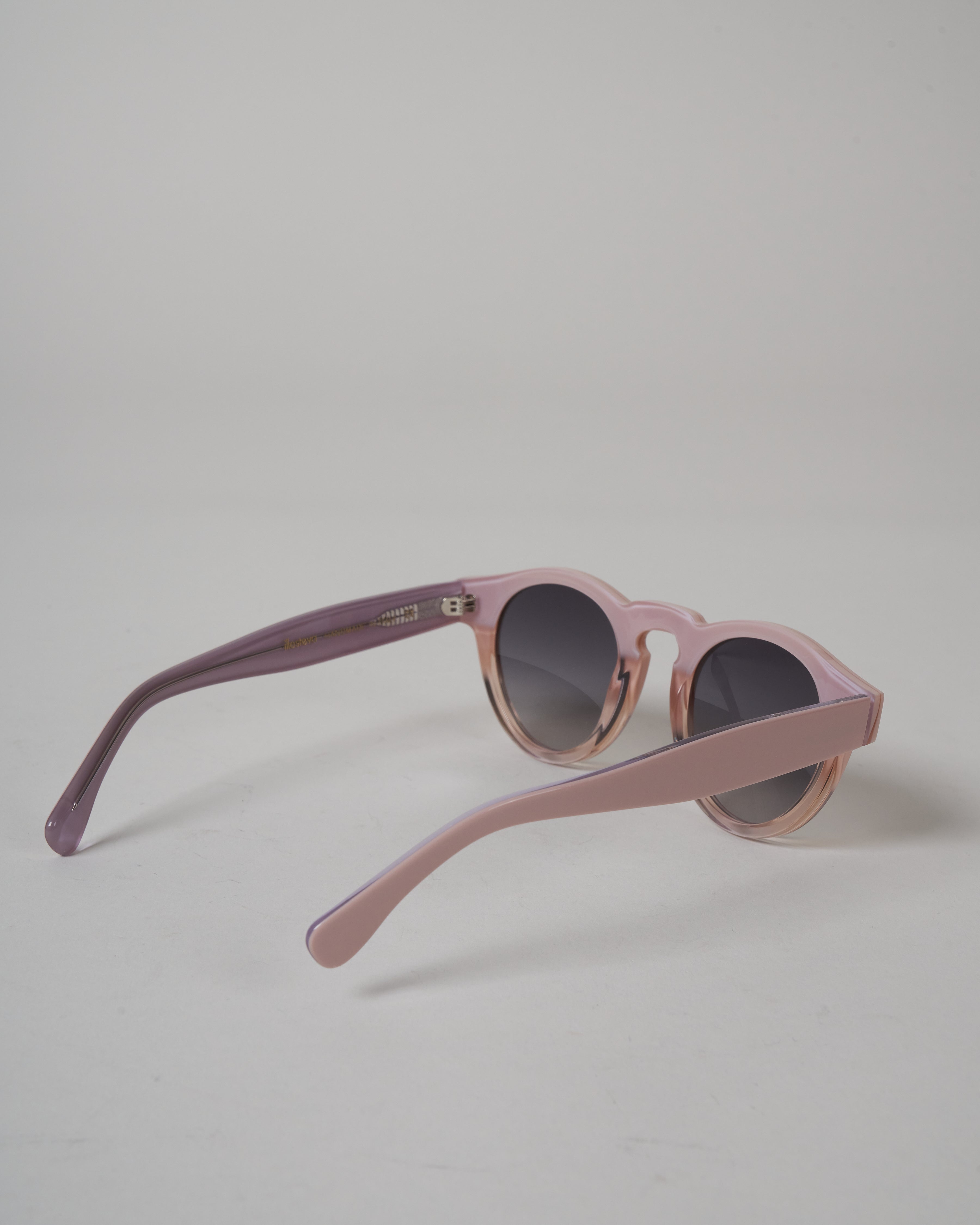 Illesteva leonard sunglasses pink Illesteva Leonard Sunglasses – Saint Bernard main image 3