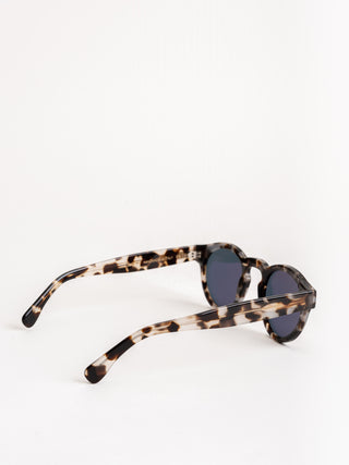 two point two sunglasses - white tortoise