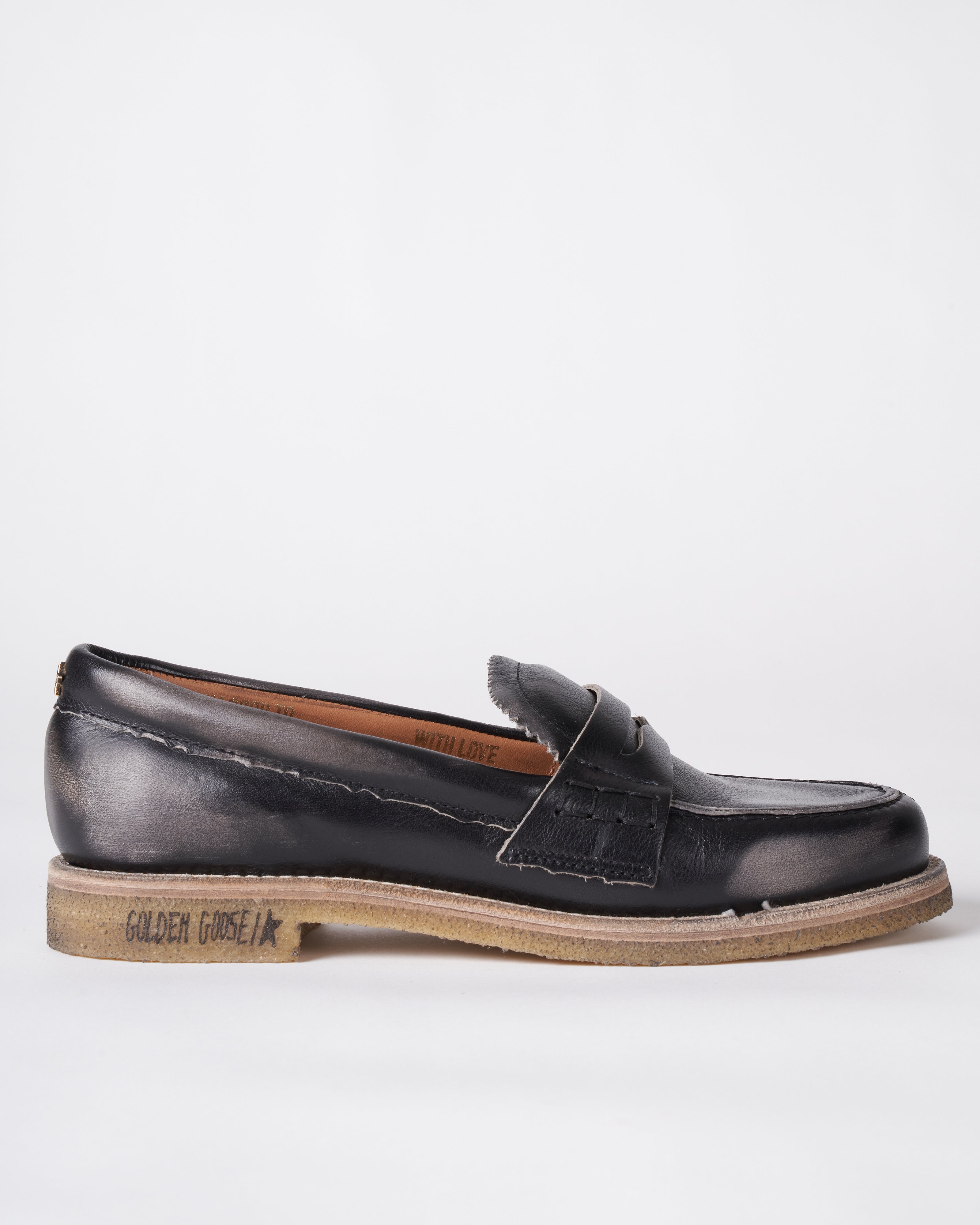 Classic Shoes Pure Leather Size 40/ 41/ 42/ 43/ 44/ 45. Bei 120,000 tu.  📞Call/whatsapp 👉0678908403. Tupo Kariakoo mtaa wa…