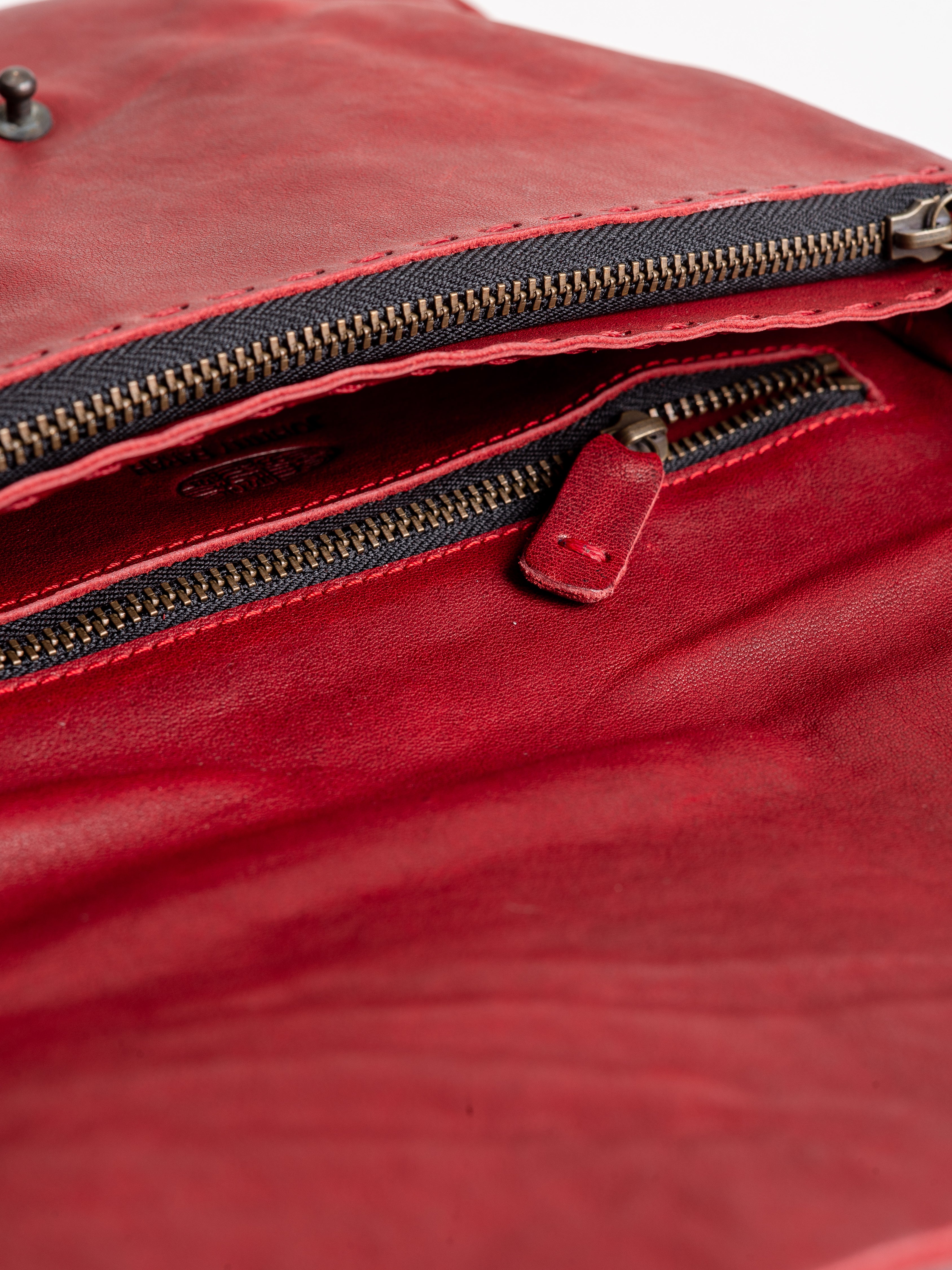 johnny_farah_leather_bag_red_4