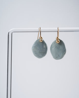 moss pebble clay earring - light blue