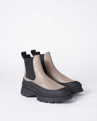 chelsea - short lug sole boot