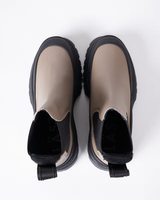 chelsea - short lug sole boot