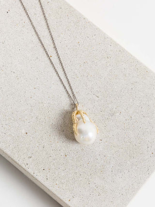 pearl claw necklace