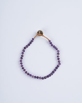 knotted amethyst with button