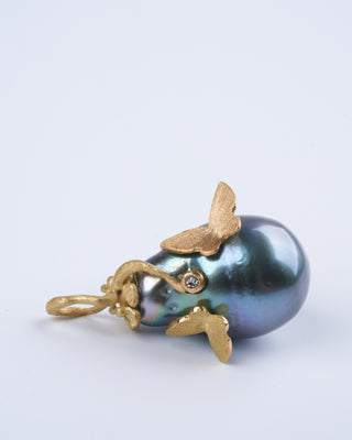 blue pearl with butterflies - blue / gold